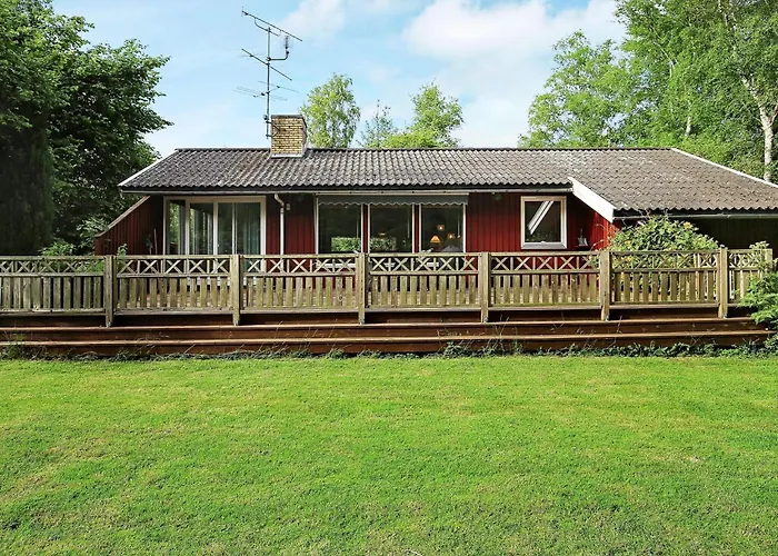 Tranquil Retreat In Rageleje-by Traum *